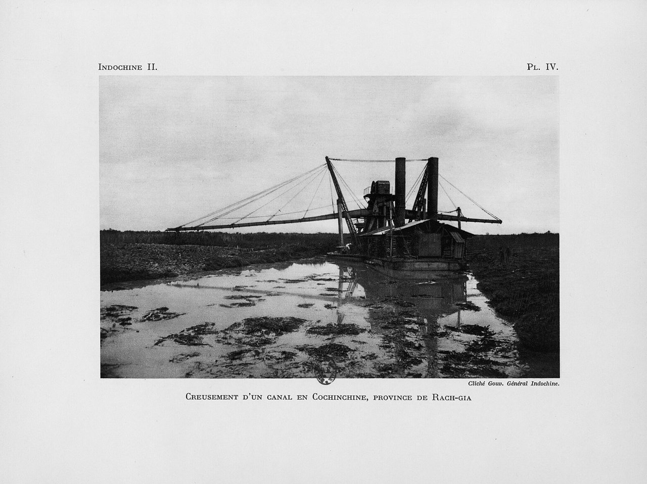 Bãi biển Rạch Giá được nạo vét ở Nam Kỳ năm 1931
