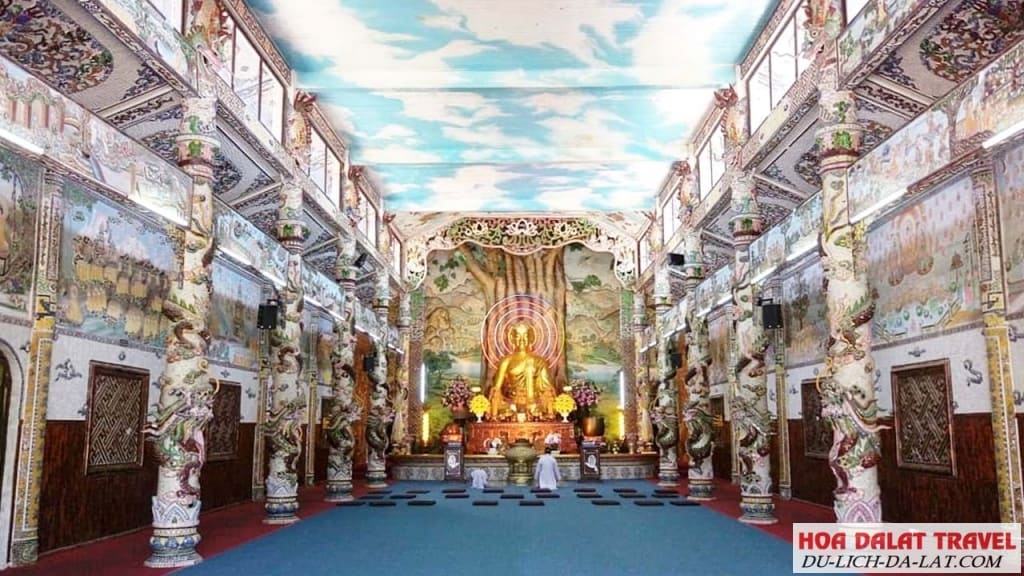 Khu vực nội viện chùa
