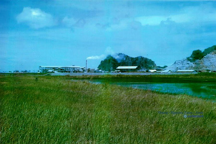Nhà máy Cement ở Kiên Lương - Kiên Giang thập niên 1960s - Photo by Jim Ewart