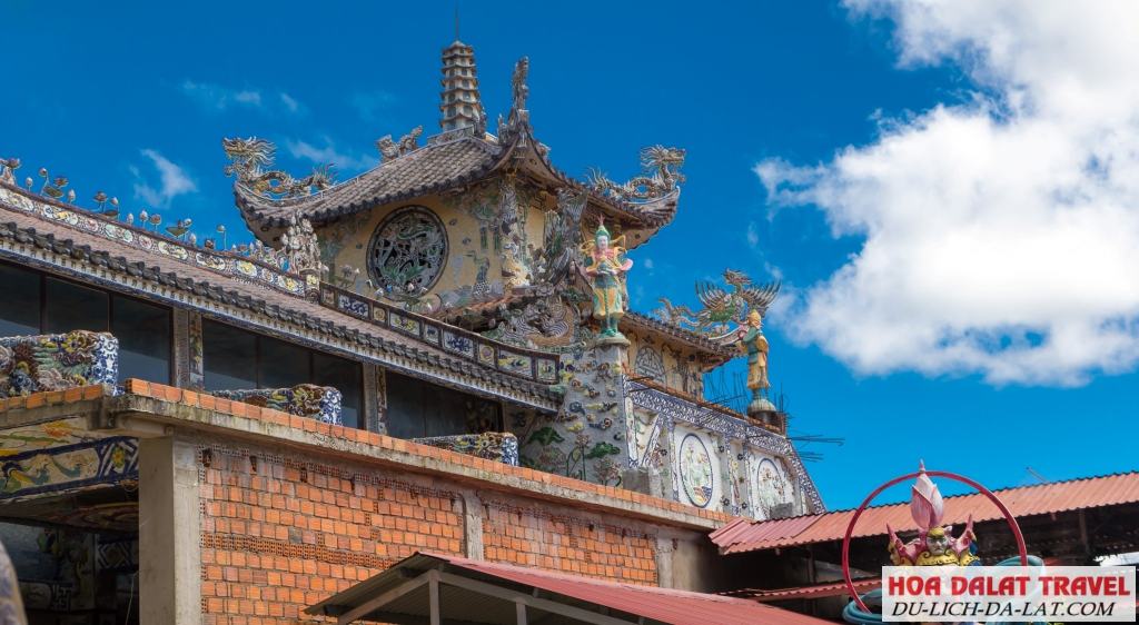 Kiến trúc chùa Linh Phước Đà Lạt