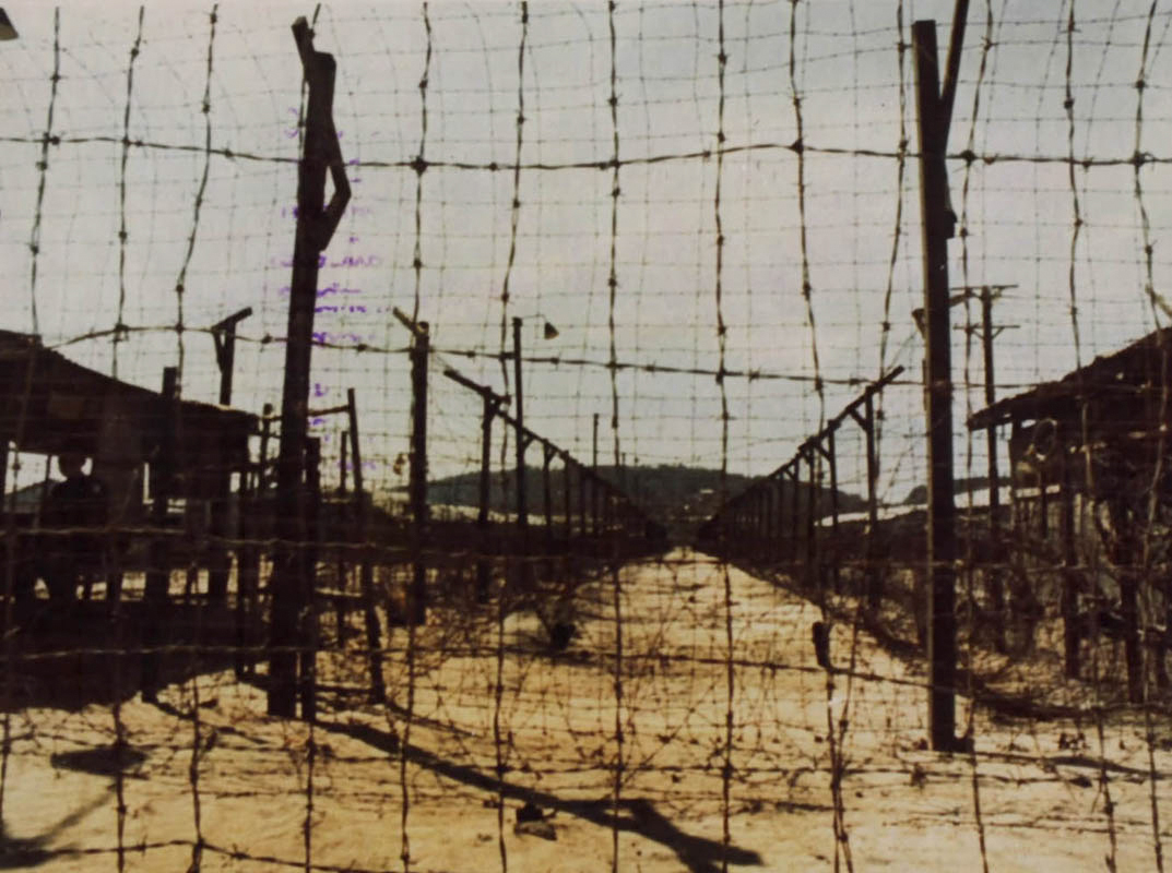 Hàng rào ở trại tù Phú Quốc