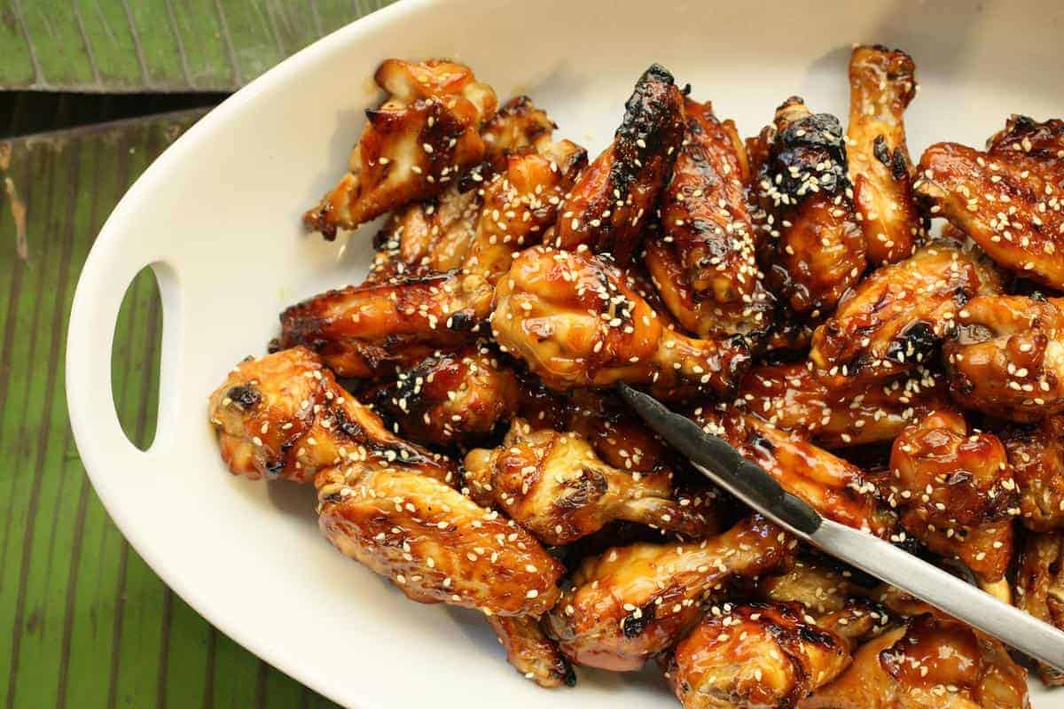 Sweet Soy-Glazed Chicken Wings Recipe - Chowhound