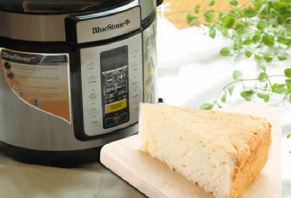 Cách làm bánh bông lan truyền thống bằng nồi cơm điện