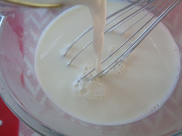cách làm sữa chua túi cách làm sữa chua túi Cách làm sữa chua túi đơn giản tại nhà ngon, mịn không dăm đá cach lam sua chua tui 2