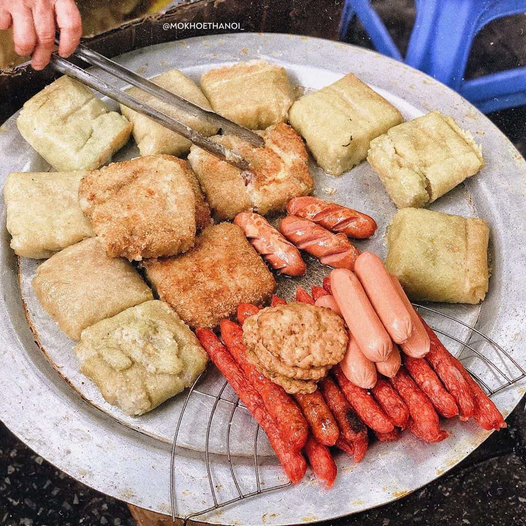 Bánh chưng rán chợ Đồng Xuân. Ảnh: @mokhoethanoi