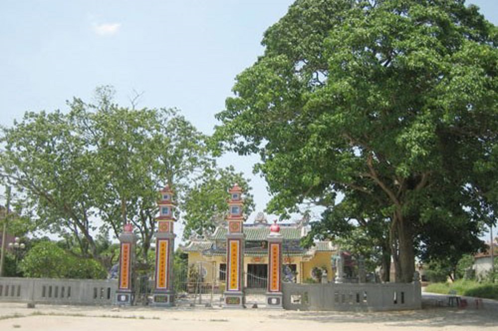 Cổng chùa cổ Long An