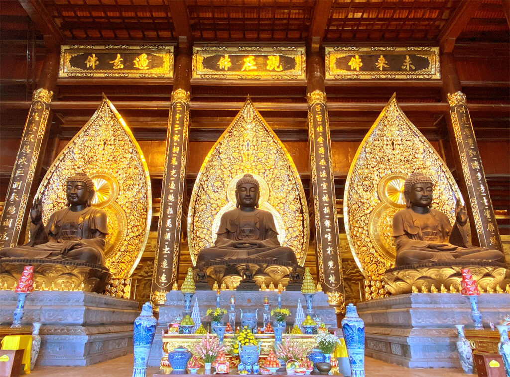Kinh nghiệm du lịch chùa Tam Trúc đầy đủ nhất cho người mới
