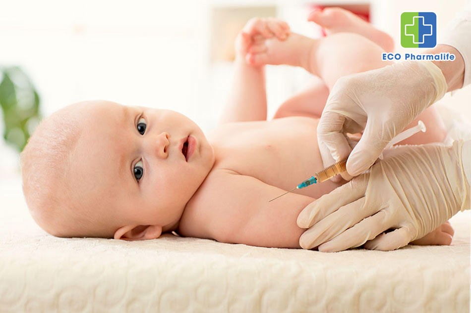 tăng sức đề kháng cho trẻ - tiêm vắc xin