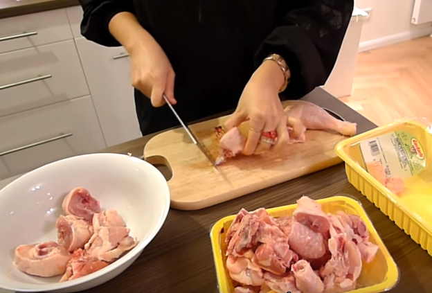chặt thịt gà
